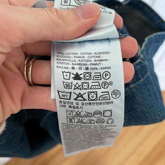 👖 Levi’s denim dress - Picture 3 of 5